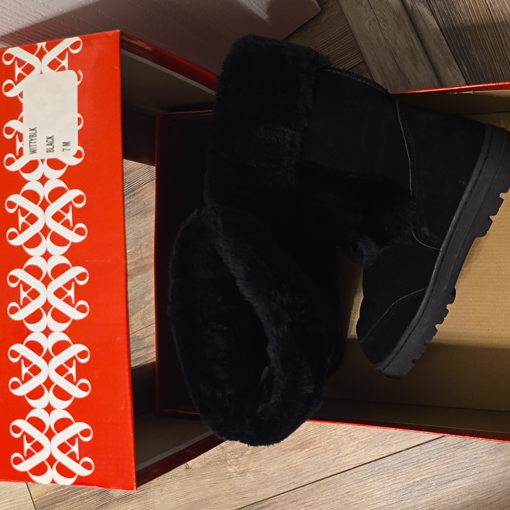 Style&Co black fur boots